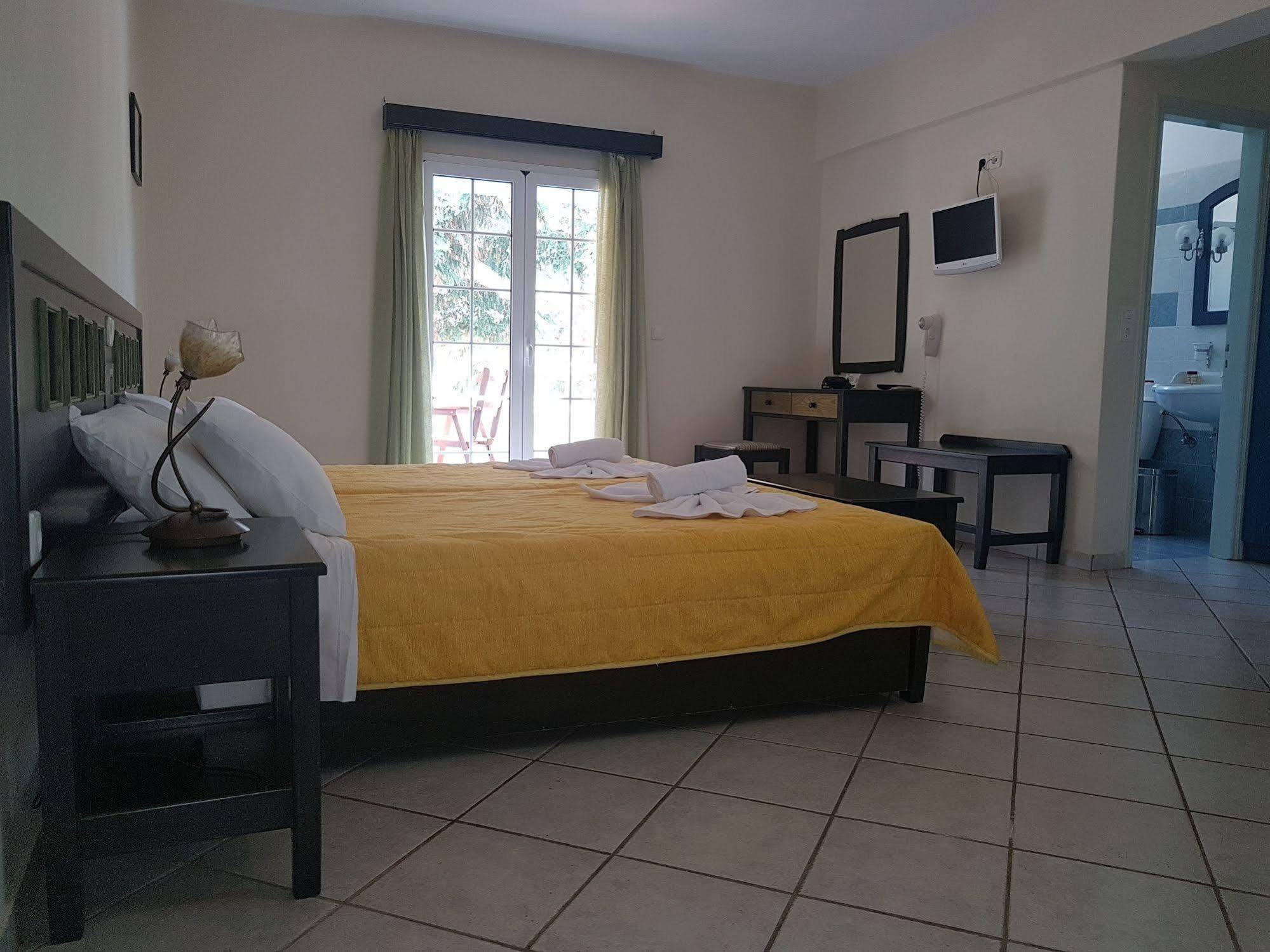 Pantonia Apartments Agia Pelagia  Esterno foto
